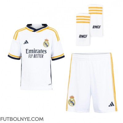 Camiseta Real Madrid Vinicius Junior #7 Primera Equipación para niños 2023-24 manga corta (+ pantalones cortos)
